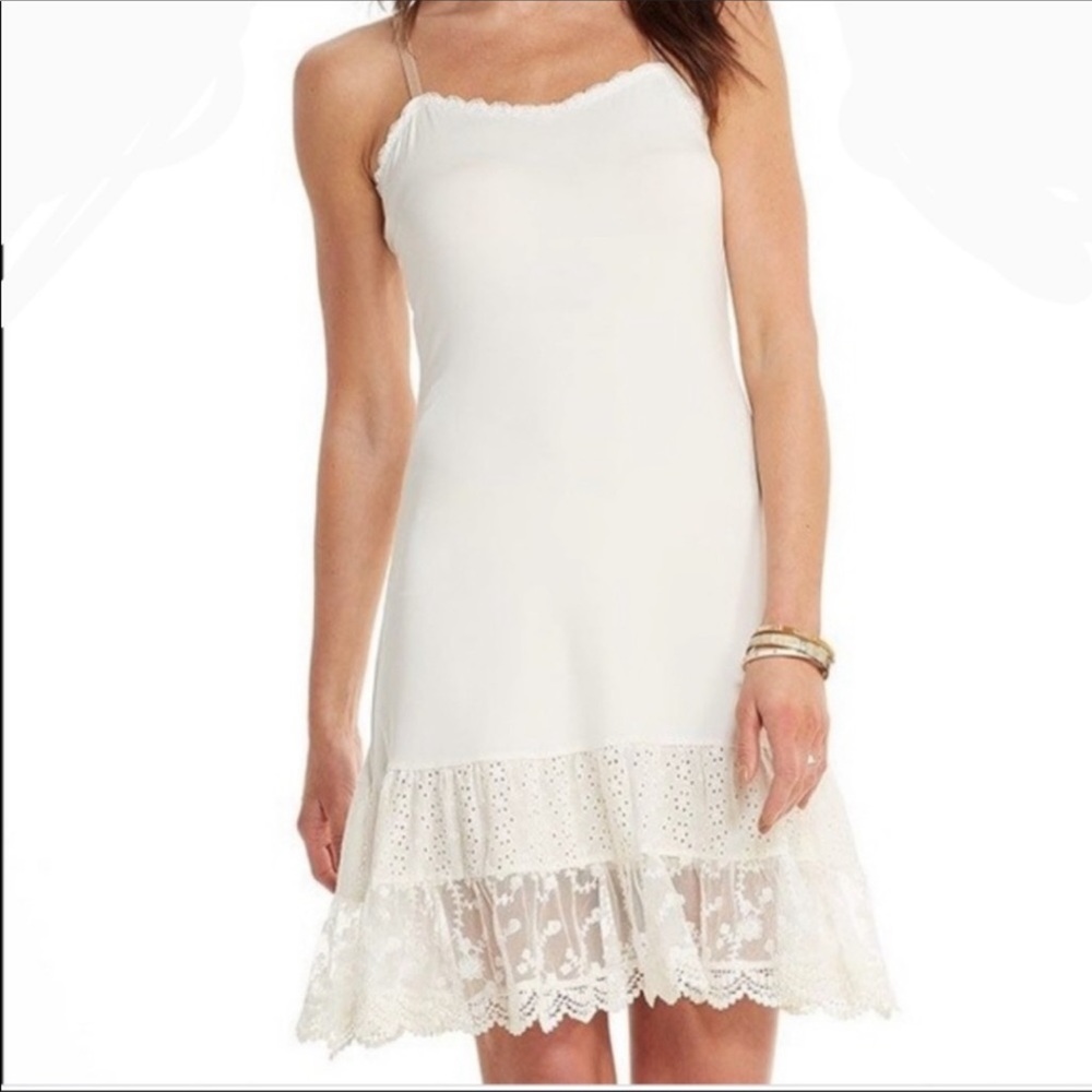 Matilda Jane White eyelet lace dress Medium